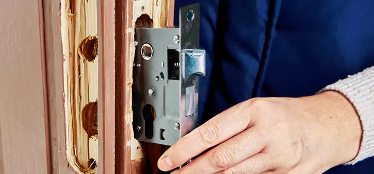 Garage Door Lock Replacement Memphis